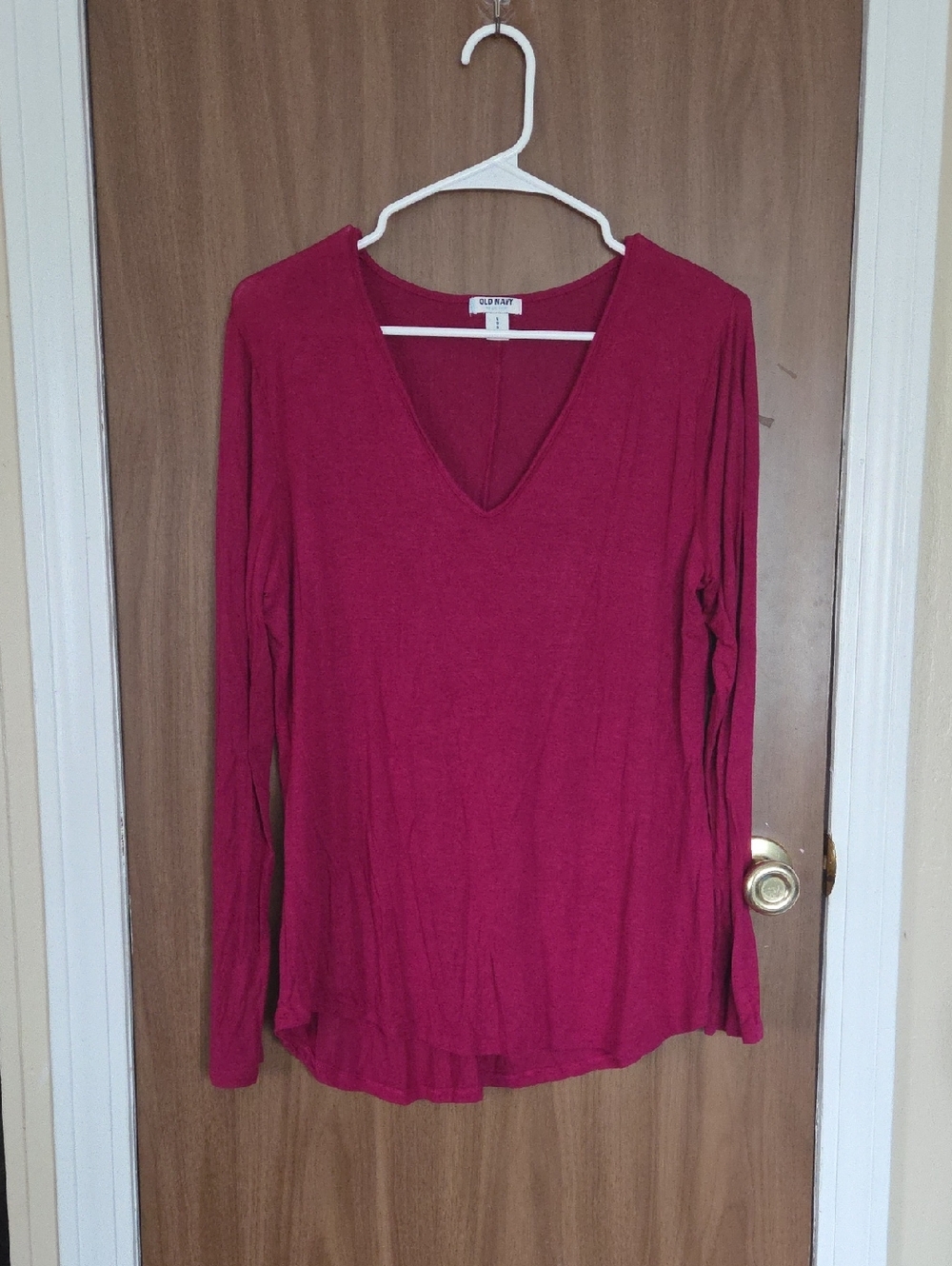 Old Navy Women's Long Sleeve V-Neck Top - Magenta